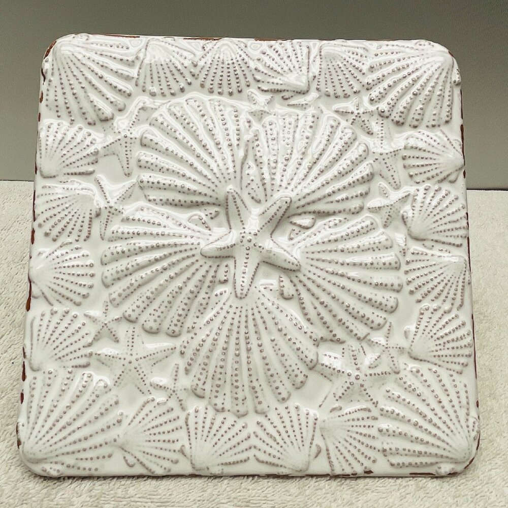 EUC Mud Pie Embossed Shell Trivet, Ceramic, Ball Feet, 8" Square x 1 3/8" H